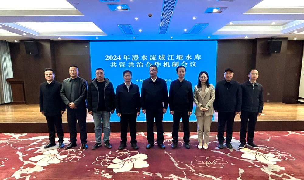 dafbb5bff44549b7a1f70941975b93a0