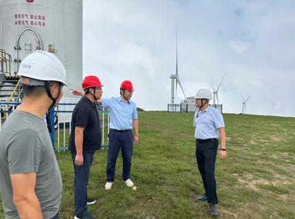 公司辅导赴全州六字界片区风电场调研查抄