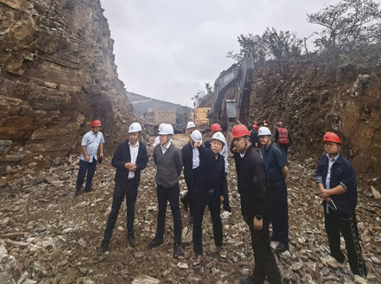 徐磊带队赴大熊山片区发展节前安全出产查抄